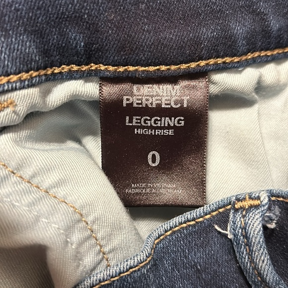 Express Denim Leggings. Size 0 - Picture 4 of 7